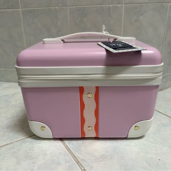 Roller Rabbit x Target Trunk Vanity Case Soft Pink - Picture 1 of 7